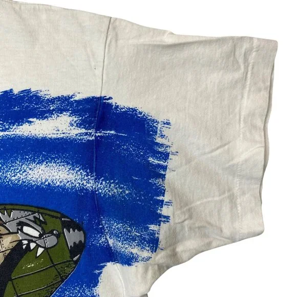 Vintage 94 Taz Looney Tune Bomber Squad Victory All Over Print Freeze T-Shirt XL - Picture 4 of 15